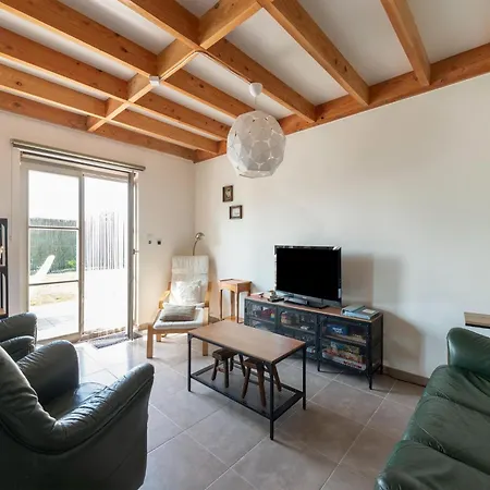 Charming In A Quiet Location Holiday home *